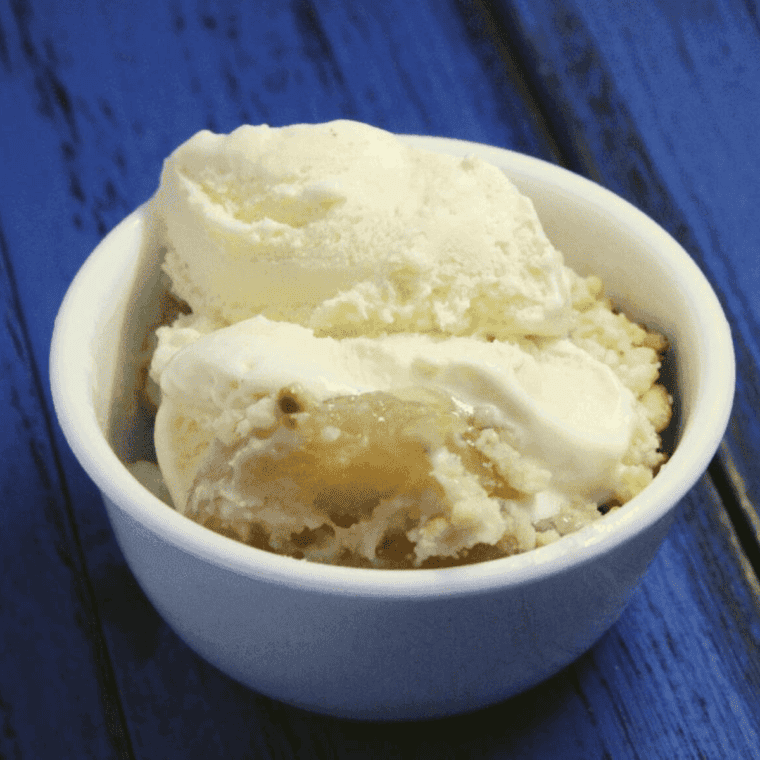 Air Fryer Apple Pie Dump Cake