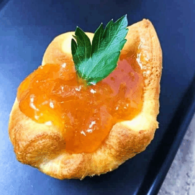 Air Fryer Apricot Brie Bites