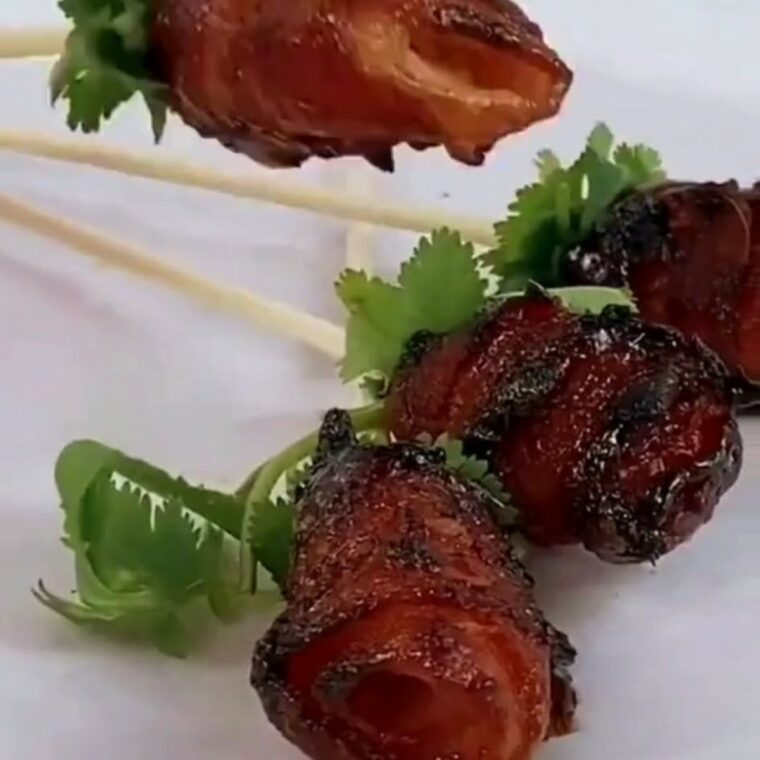Crispy Air Fryer Maple Sugar Glazed Bacon Roses, beautifully caramelized and arranged with a sweet maple glaze.