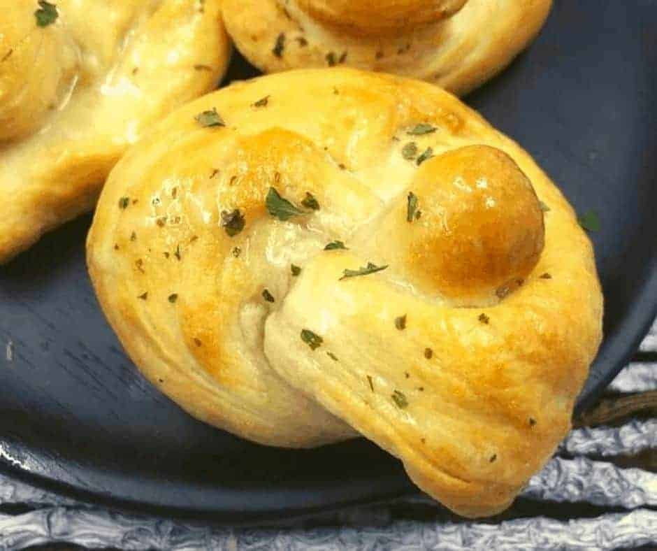 Air Fryer Garlic Parmesan Knots
