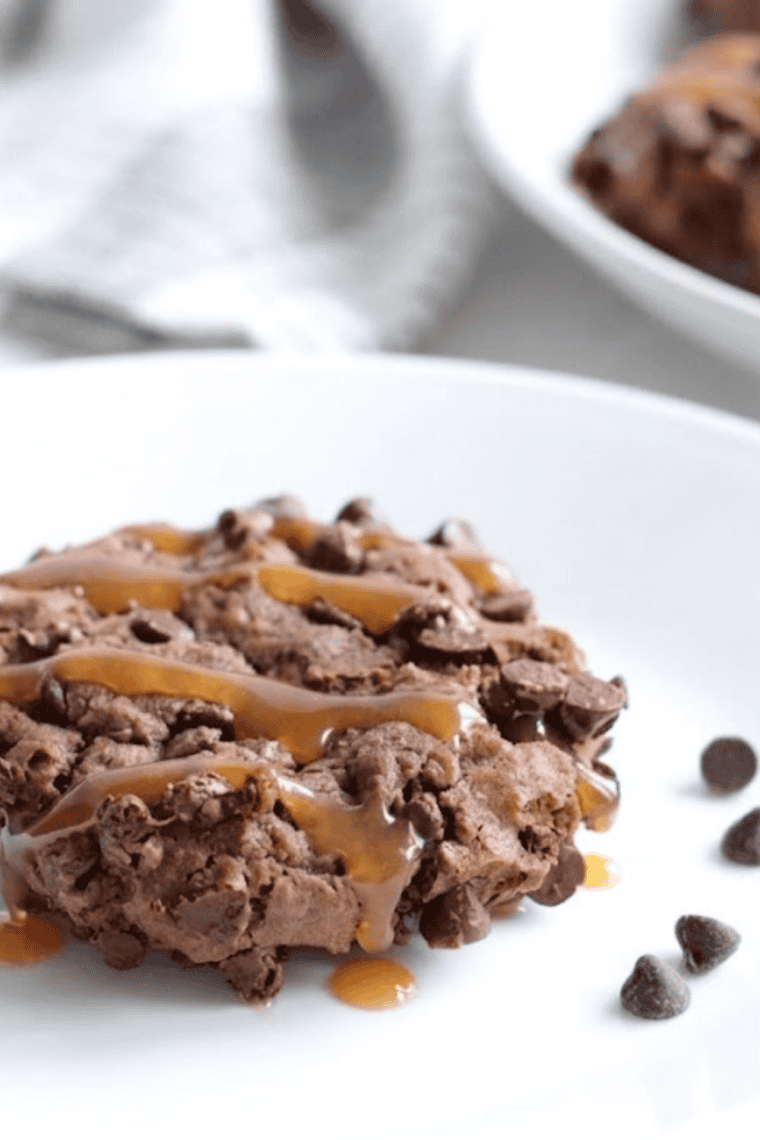 Air Fryer Salted Caramel Chocolate Chip Cookies