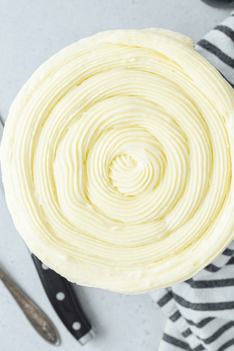 Air Fryer One Bowl Chocolate Cake: moist, fluffy chocolate cake fresh from the air fryer, served on a plate, ready to enjoy.