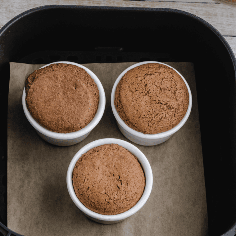 Easy Air Fryer Apple Pie Mug Cake