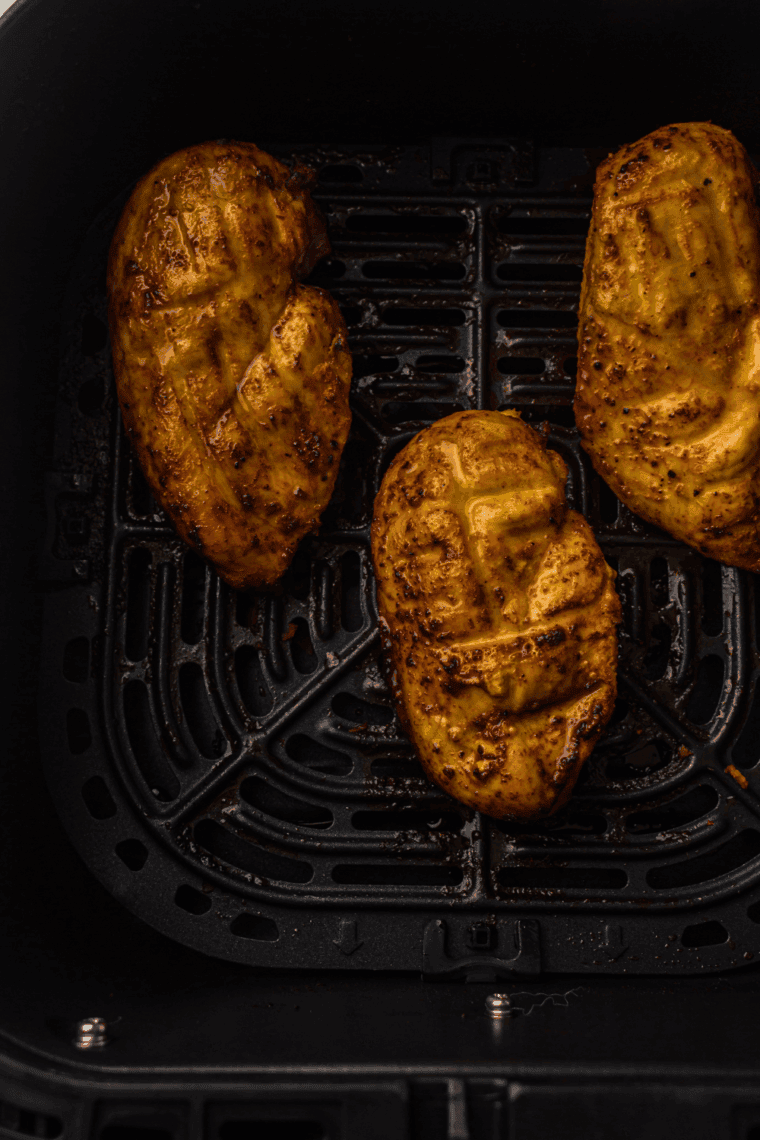 late the chicken, garnish if desired, and enjoy immediately.