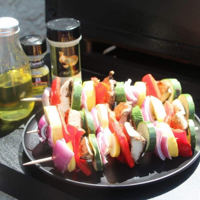 Easy Blackstone Griddle Vegetable Skewers
