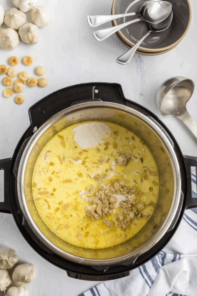 Setting the Instant Pot to cook at high pressure for 4 minutes, then performing a quick release to safely let out the steam.