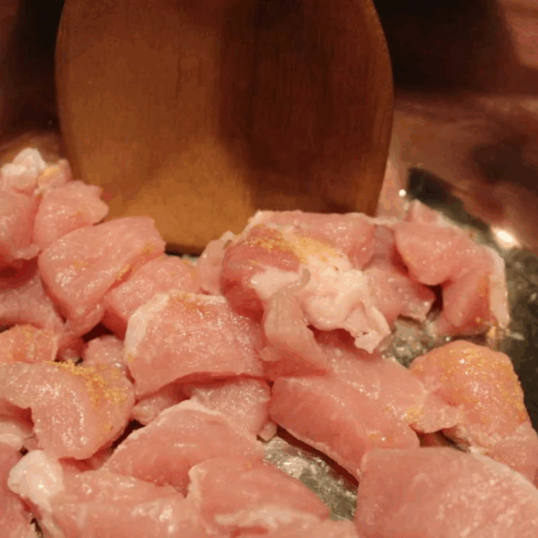 Cooking pork pieces in sesame and olive oil in the Instant Pot