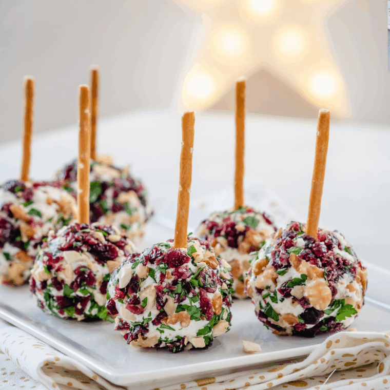 Cranberry Pecan Cheese Ball
