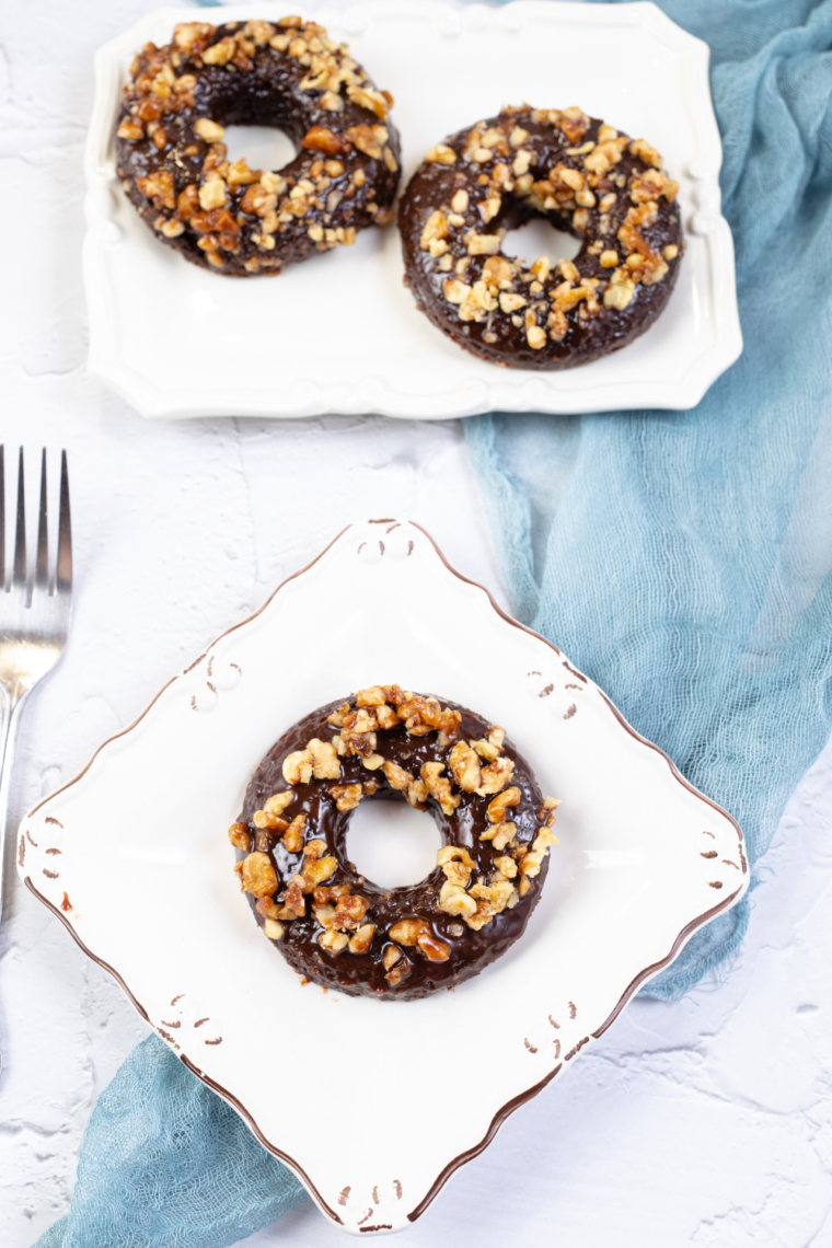 fudgy air fryer brownie donuts with crispy chocolate edges