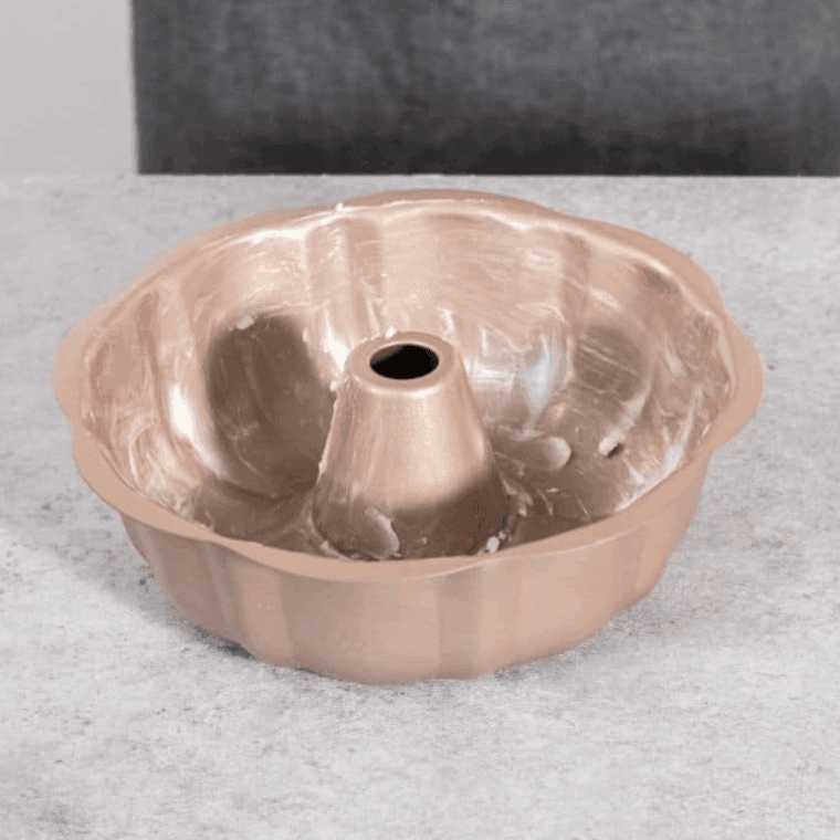 Grease the Bundt Cake pan.