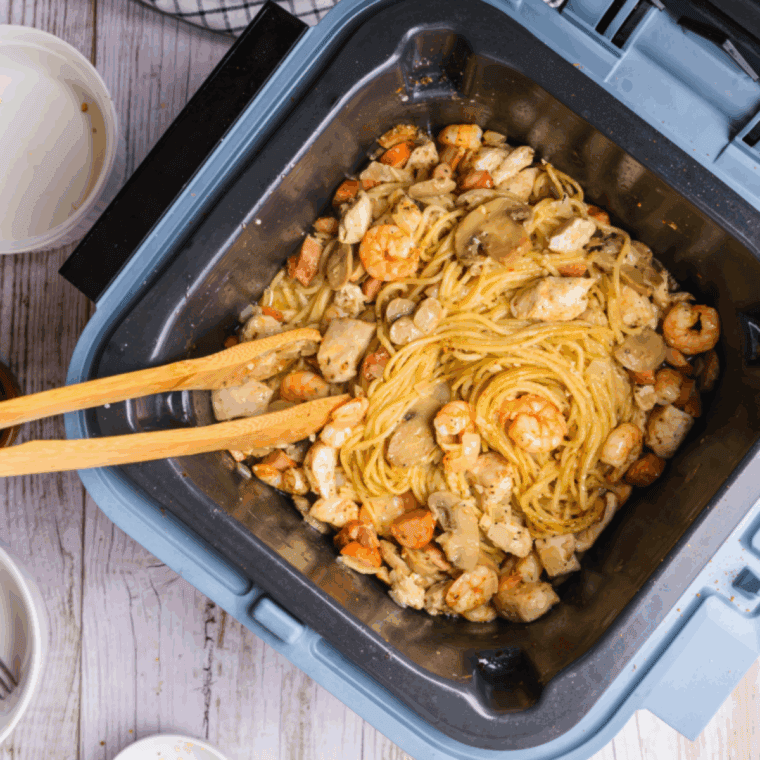 Close up of Copycat Red Lobster Cajun Chicken Linguini Alfredo Recipe.