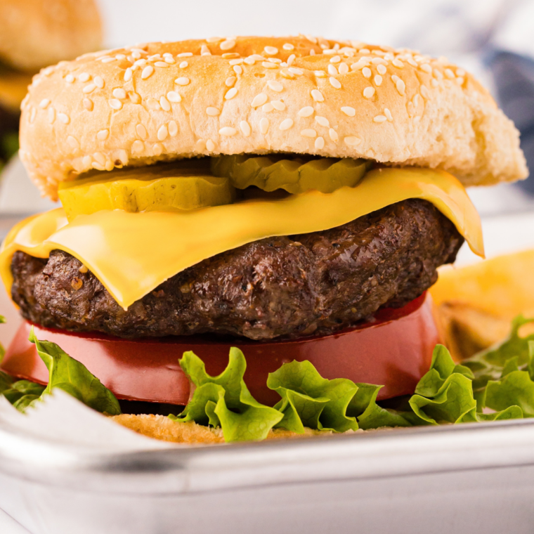 Juicy smashed steakburger with crispy browned edges, cooked with copycat Steak 'n Shake burger seasoning