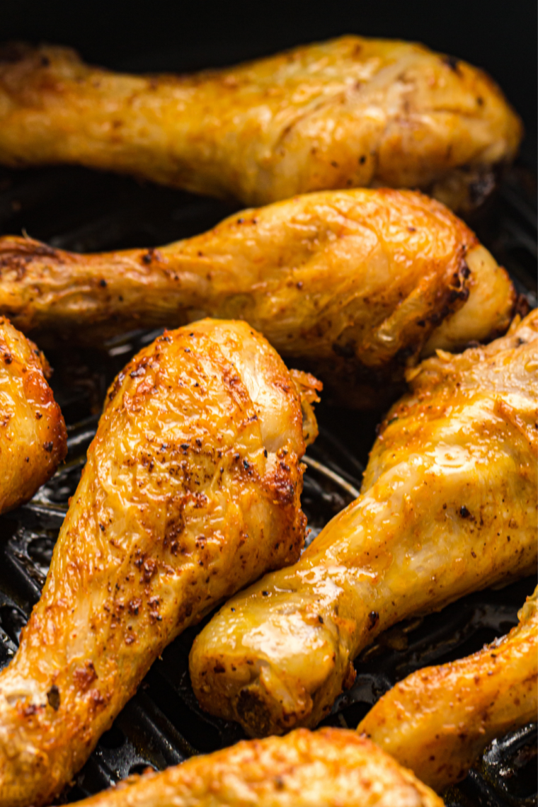 Crispy golden chicken legs cooked in a Nin