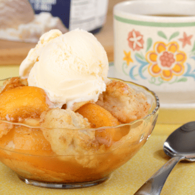 Instant Pot Peach Cobbler