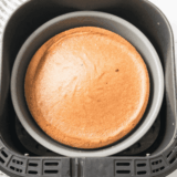 Easy Air Fryer Vanilla Cake (Moist & Ready in 25 Minutes)