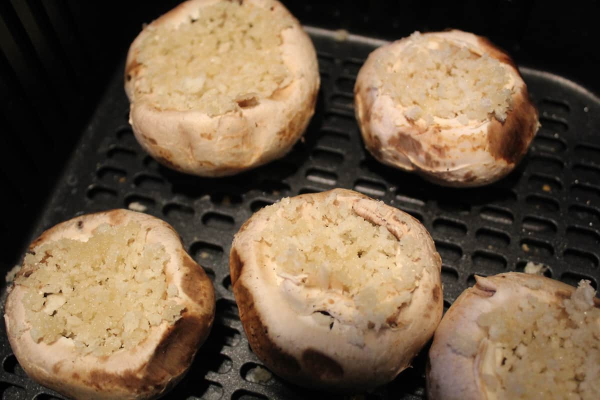 Air Fryer-Stuffed Mushrooms