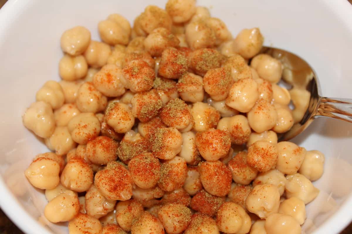 Air Fryer Extra Crispy Spiced Chickpeas