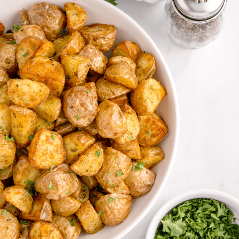 Air Fryer Crispy Garlic Parmesan Potatoes 