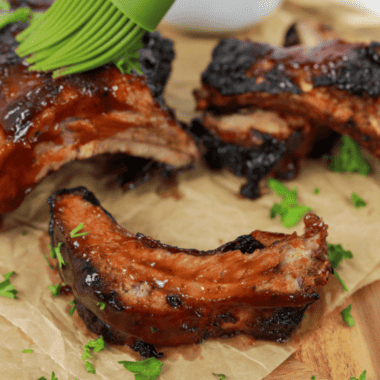 Longhorn Steakhouse Ribs on cutting board.