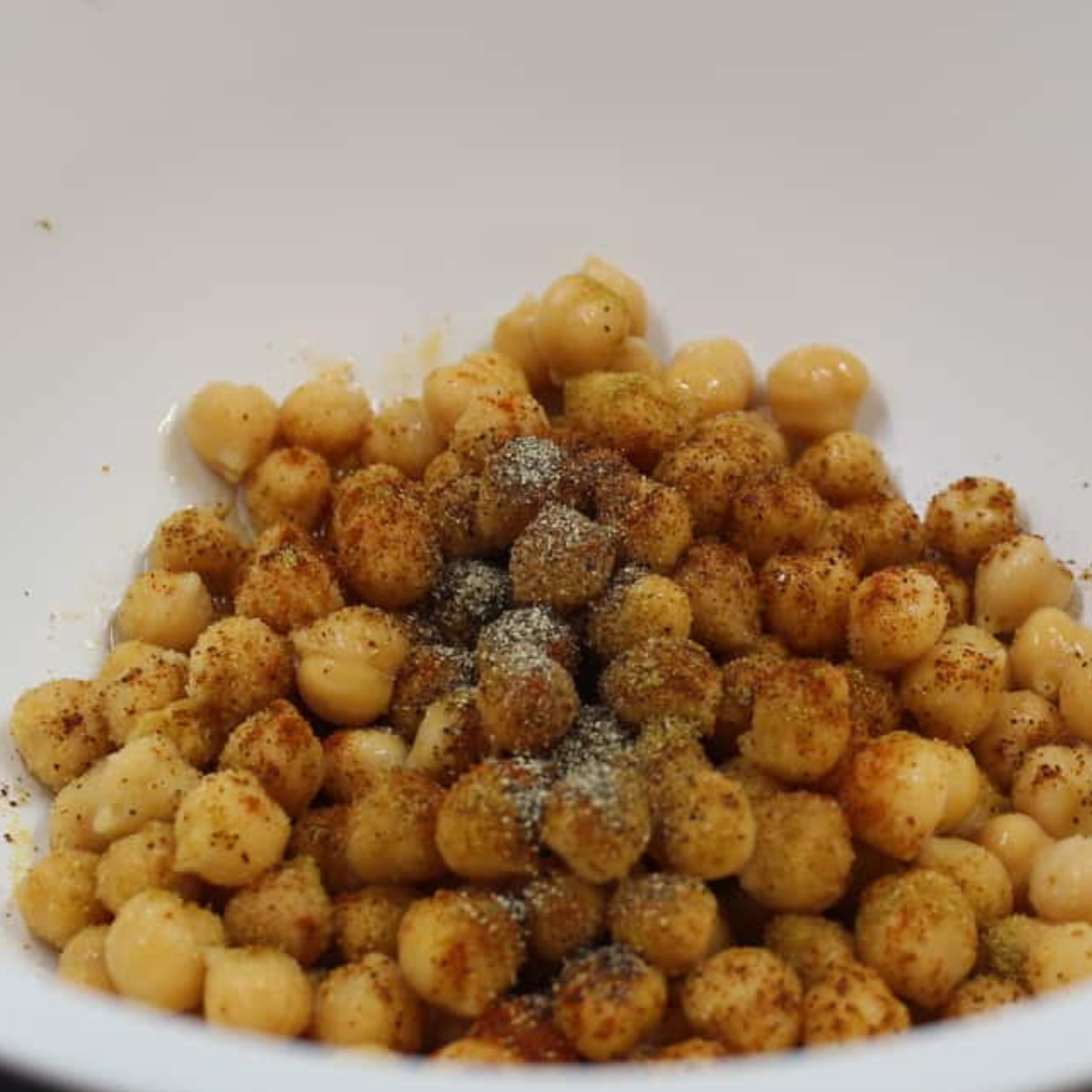 Air Fryer Crispy Tex-Mex Roasted Chickpeas