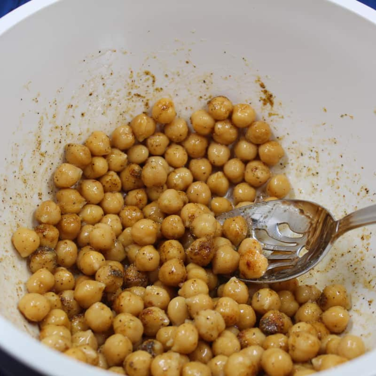 Air Fryer Crispy Tex-Mex Roasted Chickpeas