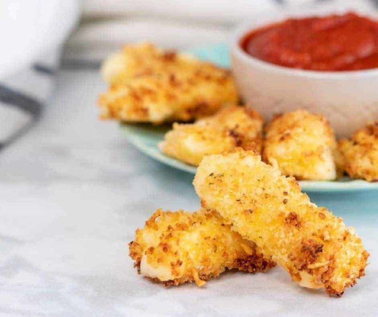 Air Fryer Applebee's Copycat Mozzarella Sticks - Fork To Spoon