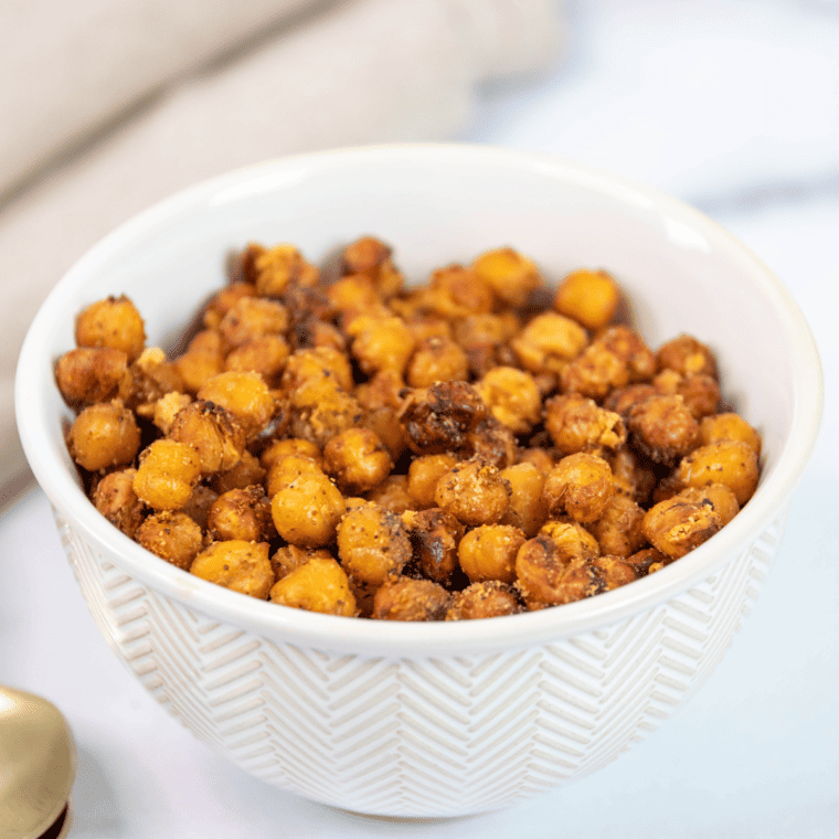 Air Fryer Garlic and Herb Roasted Chickpeas (10)