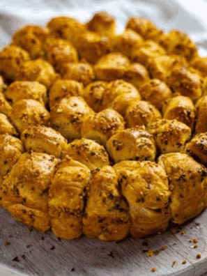 Air Fryer Parmesan and Herb Bubble Bread