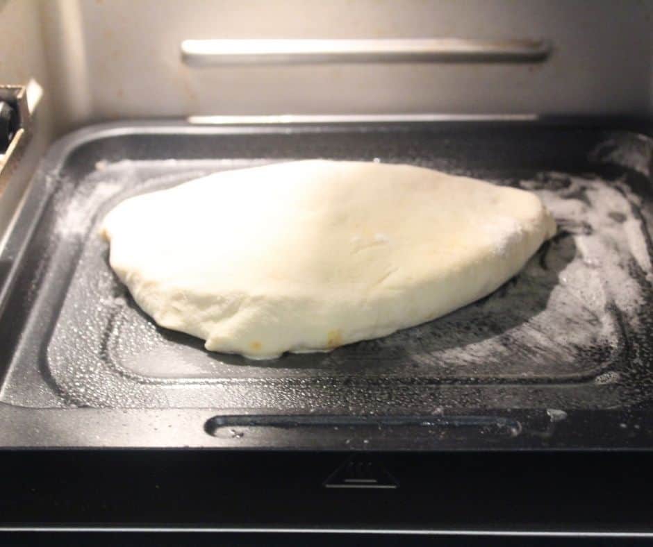 Air Fryer Pepperoni Calzone