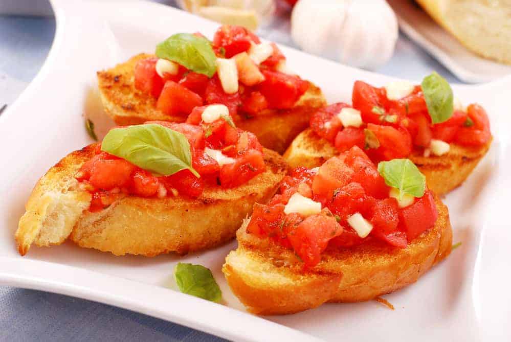 https://forktospoon.com/air-fryer-strawberry-mascarpone-bruschetta/