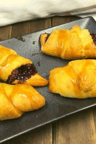 Air Fryer Raspberry Crescent Rolls (Ready in 9 Minutes!)