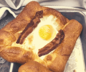 Air Fryer Bacon And Egg Crescent Squares