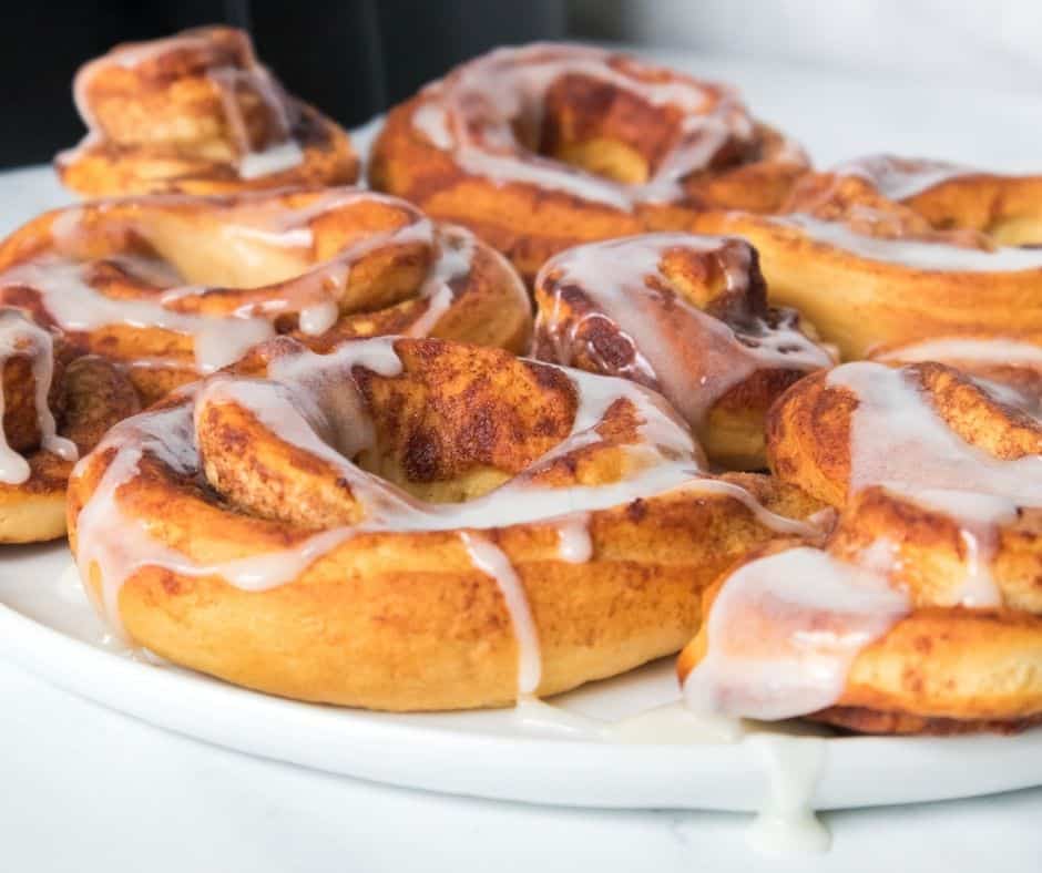 Air Fryer Cinnamon Roll Donuts