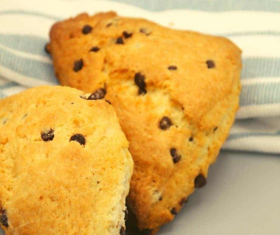 https://forktospoon.com/wp-content/uploads/2020/01/Air-Fryer-Homemade-Chocolate-Chip-Scones.jpg