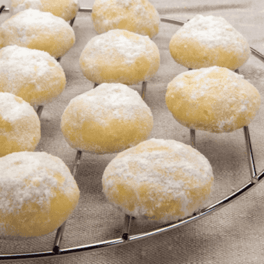 Air Fryer Russian Tea Cakes