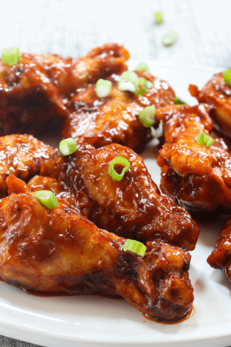 Crispy TGI Friday’s-style chicken wings cooked in air fryer