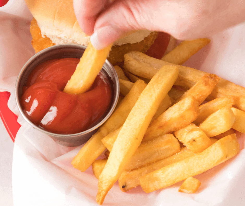 dipping steak fries in sauce