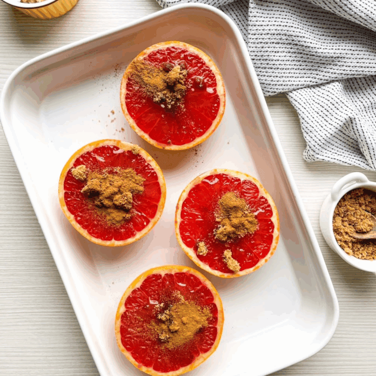 Place the brown sugar on the grapefruit.