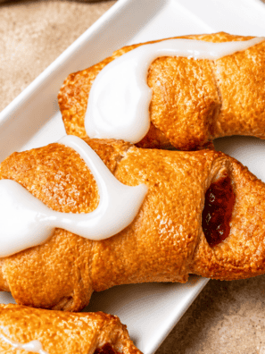 Copycat Pillsbury Cherry Filled Crescents (Air Fryer)