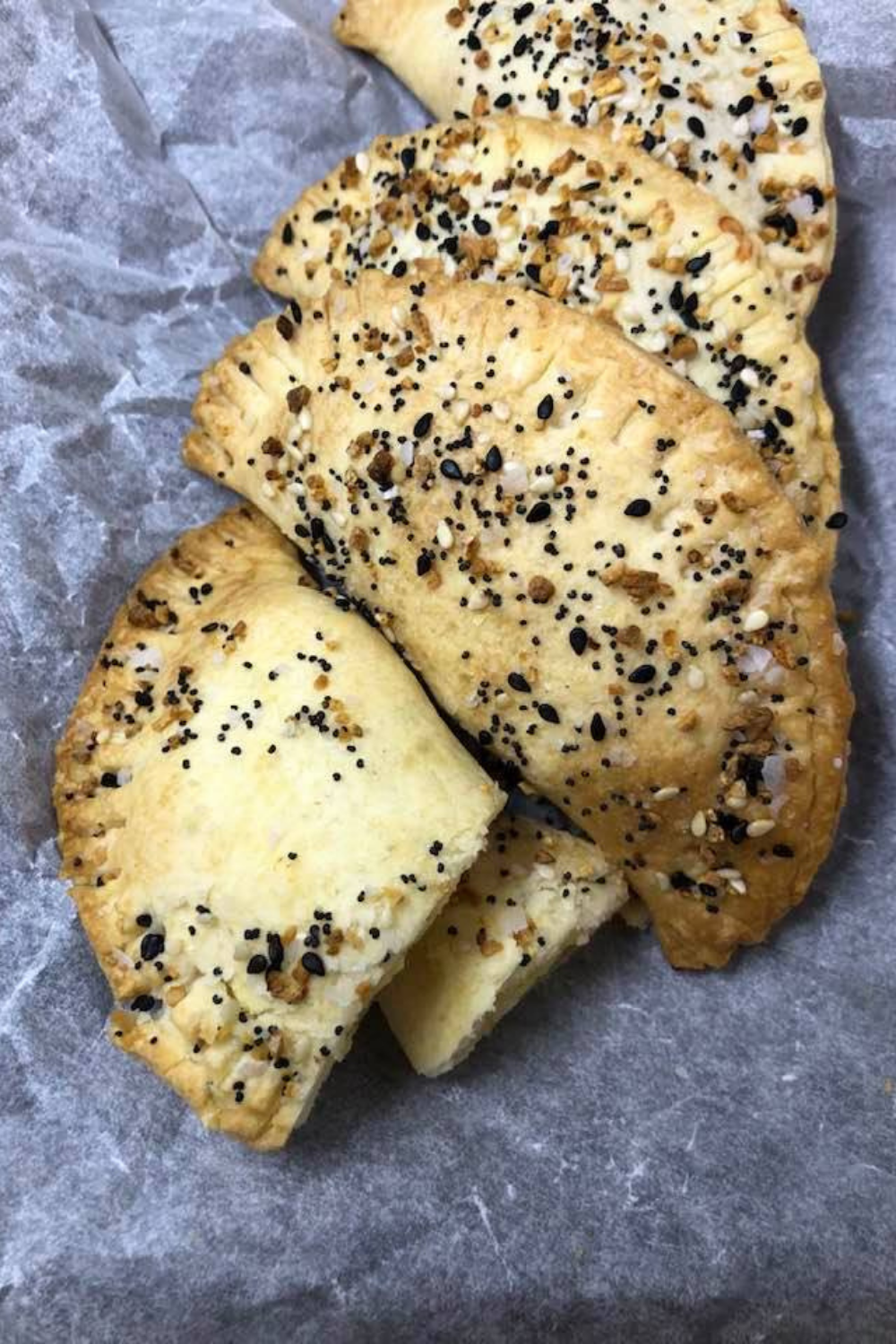 Air Fryer Everything Bagel Breakfast Pockets  