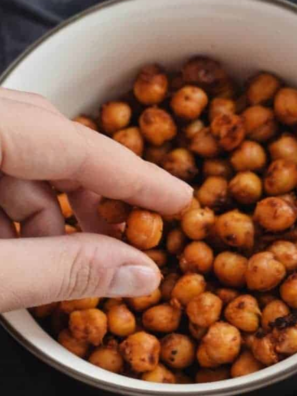 Air Fryer Roasted Barbecue Chickpeas