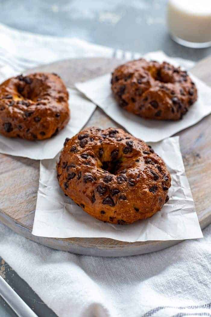 How To Make Air Fryer Chocolate Chip Bagels