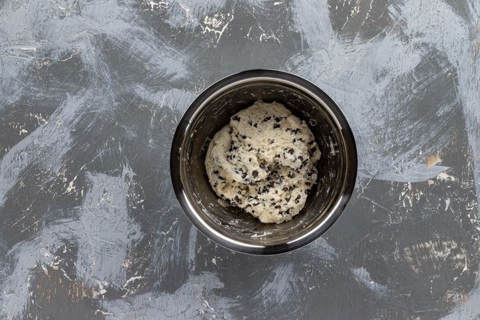 How To Make Air Fryer Chocolate Chip Bagels