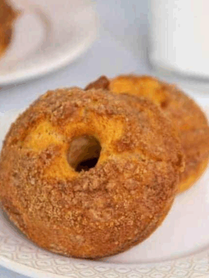 Start your morning with these Air Fryer Cinnamon Crumb Donuts, soft, fluffy, and bursting with warm cinnamon flavor. Quick and easy to make in the air fryer, they’re perfect for breakfast, brunch, or a sweet snack anytime.