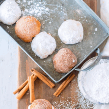 These Easy Air Fryer Powdered Sugar Donut Holes are soft, fluffy, and coated in a sweet layer of powdered sugar. Ready in minutes, they make a quick and irresistible treat for breakfast, snacks, or dessert.
