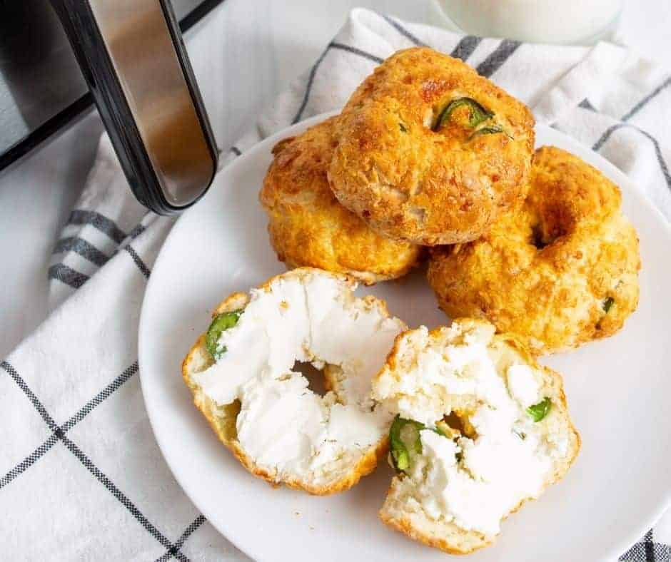 Air Fryer Jalapeno and Cheddar Bagels