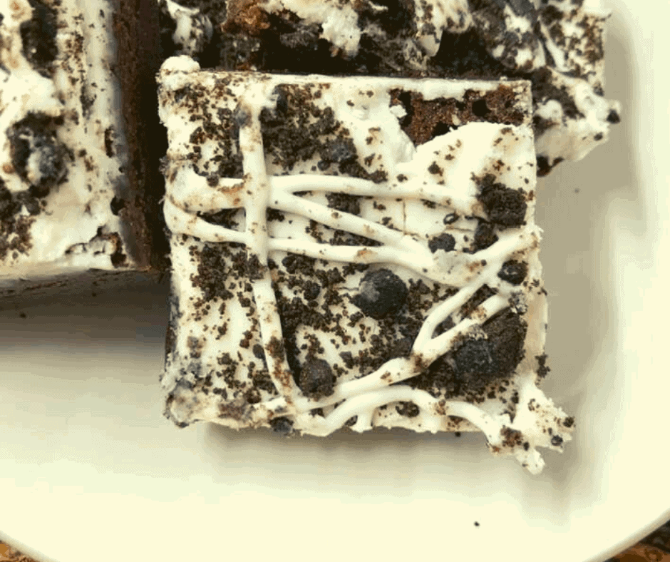 Air Fryer Cookies & Cream Brownies