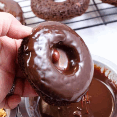Air Fryer Chocolate Cake Mix Donuts