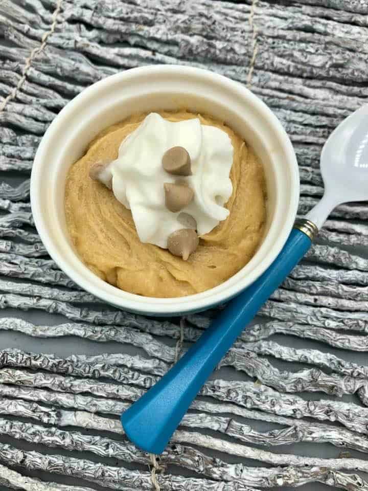 Are you looking for a delicious dessert to make that everyone in your family will enjoy? Peanut Butter Pie is a favorite amongst many sweet tooth cravings, but baking it comes with some difficulty. Thankfully, with the help of an air fryer, making peanut butter pie has never been easier! With quick and simple steps, this recipe allows you to create a scrumptious pie that both kids and adults will love without having to worry about tending to the oven. Not only can you have delicious treats at any get-together but also save time on prepping them. Read on and find out how you can use your air fryer to make amazing peanut butter pies!