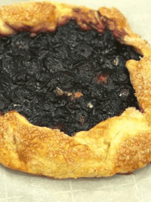 Air Fryer Blueberry Galette